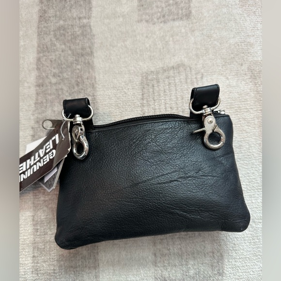 UNIK Women’s Leather Embroidered Motorcycle Clip On Bag NWT - Picture 2 of 8